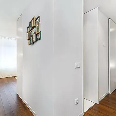 Bombarda Vii By Innkeeper * Oporto