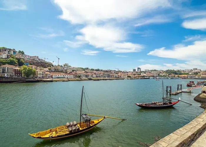 Bombarda Vii By Innkeeper * Porto