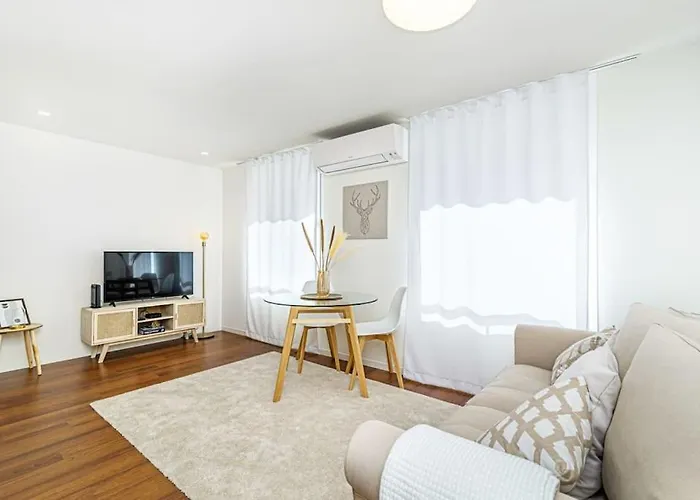 Bombarda Vii By Innkeeper Apartment Porto