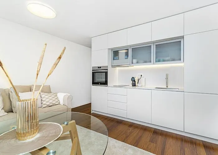 Bombarda Vii By Innkeeper Porto